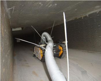 綿陽中央空調清洗--風管清洗（機器人）